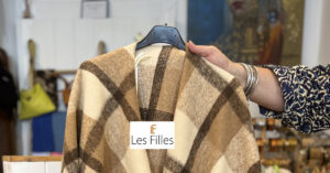 Lire la suite à propos de l’article Les Filles Bergerac – La cape